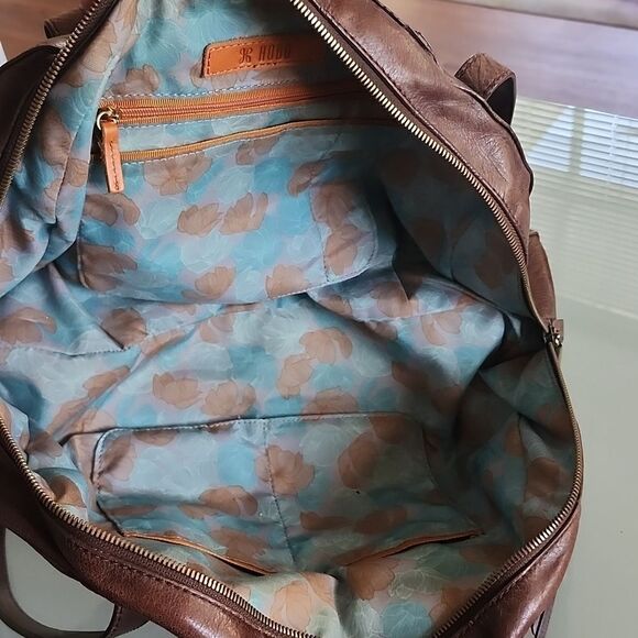 HOBO Beckon Leather Bag - Picture 9 of 11